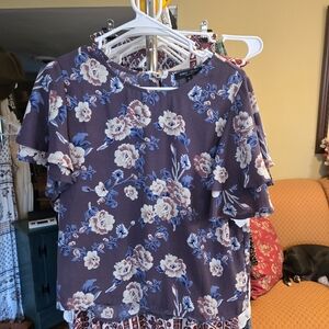 Romeo & Juliet Floral Print Ruffle Sleeve Blouse
